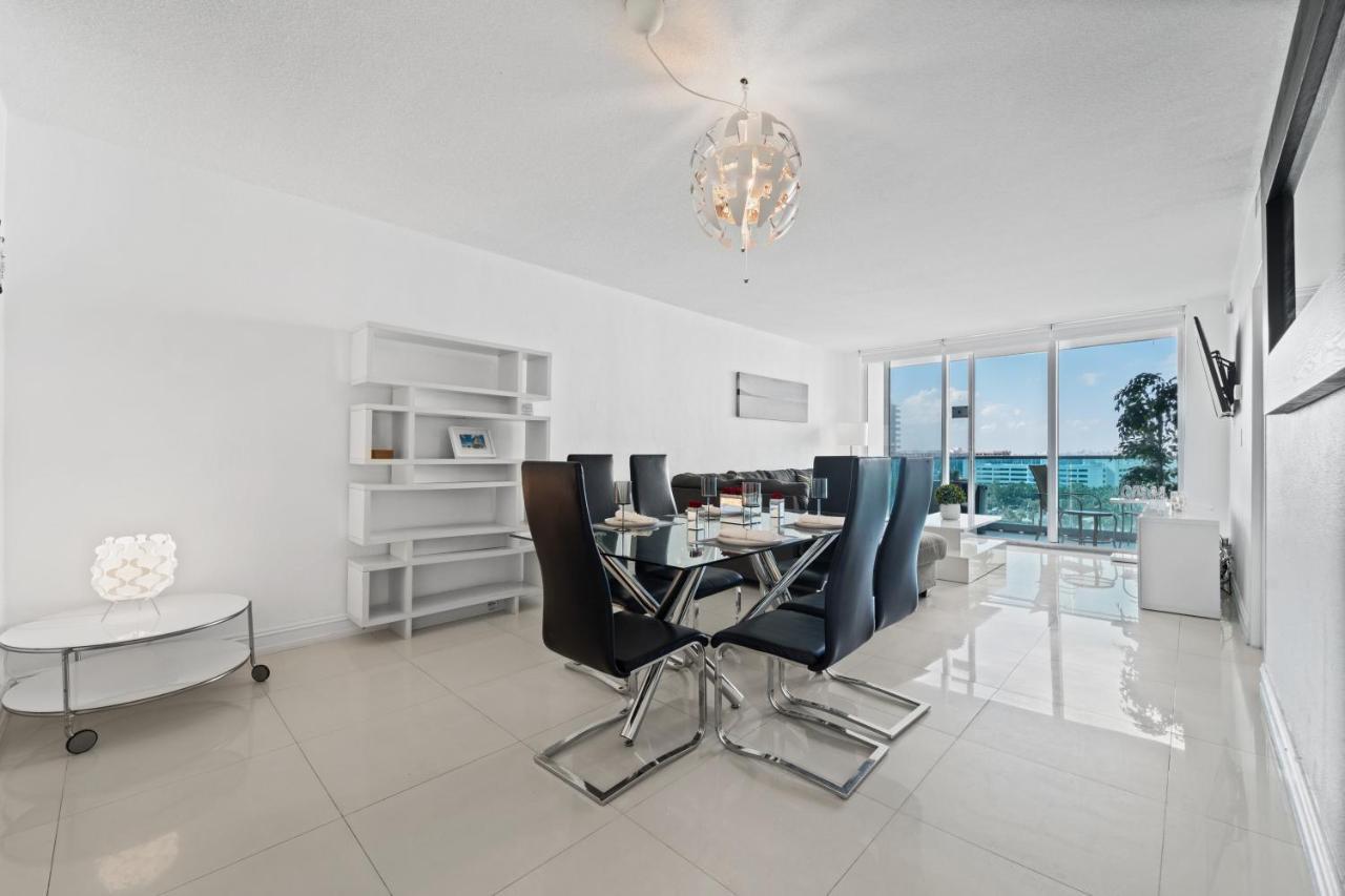 Luxury Beachfront Condo Private Beach Access, Pool & Game Room!!! Холивуд Екстериор снимка